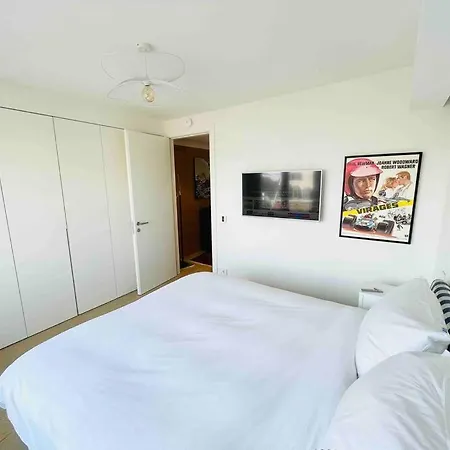 Luxurious 1 Bedroom In The Heart Of City Center - 25